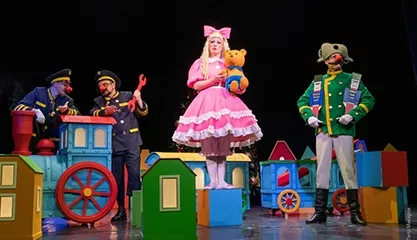 Спектакль «Путешествие «Голубой стрелы»