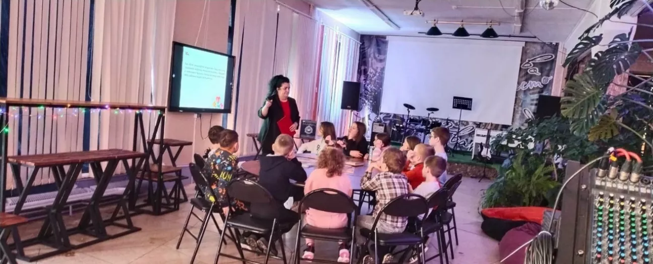 Литературное путешествие "Красуйся, град Петров"